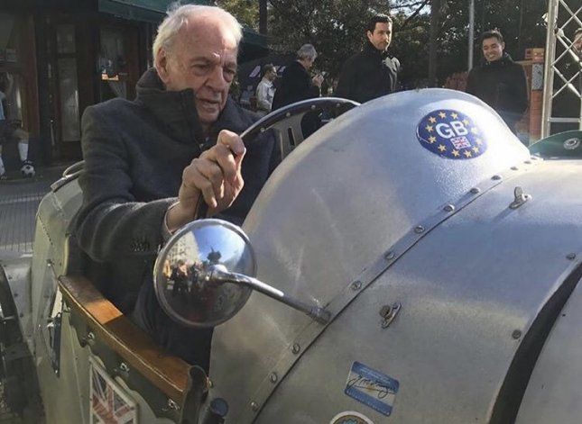 César Luis Menotti es un apasionado de los fierros