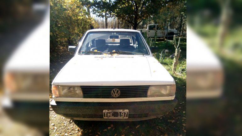 Recuperaron el auto robado gracias a que un policía lo leyó en LM Neuquén