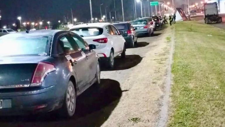 Alcoholemia positiva: los vehículos secuestrados entre la primera y segunda rotonda de Centenario. Alcoholemia positiva: los vehículos secuestrados entre la primera y segunda rotonda de Centenario.