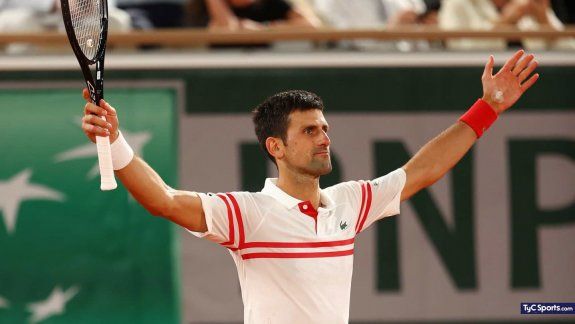 Nole Djokovic cerró mejor el juego y&nbsp; le dio otro golpe a Nadal en París. El&nbsp; domingo va por toda la gloria-