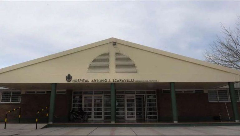 Fue golpeada, apuñalada y prendida fuego por su pareja