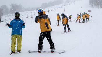 chapelco recibio en sus pistas a 500 esquiadores chapelco recibio en sus pistas a 500 esquiadores