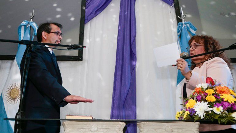 Asumió Gustavo Suárez el gobierno de Plaza Huincul