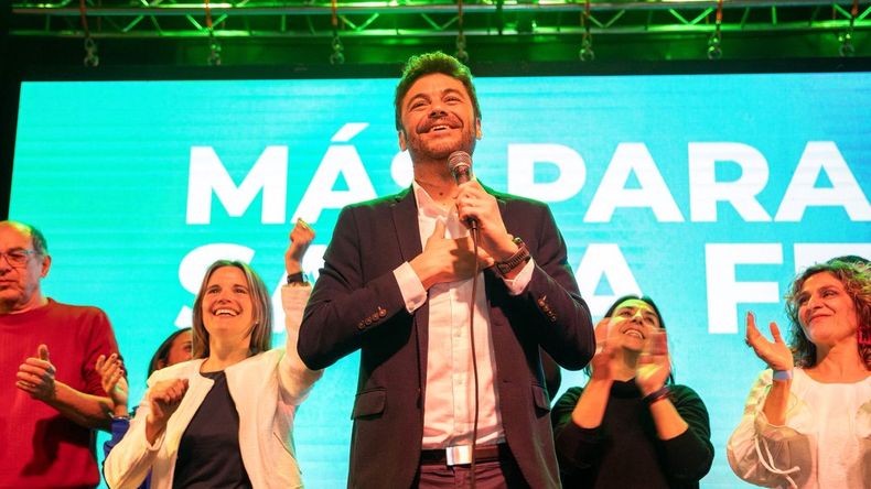 Elecciones provinciales: oficialismos se impusieron en Formosa y Santa Fe, pero con un batacazo en Rosario