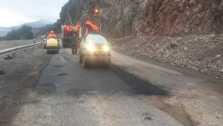 Tras el derrumbe, habilitaron el tránsito pesado en Ruta 40
