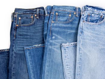 Adiós al jean ancho: esta es la tendencia que llega desde Europa, ¿cuál es?