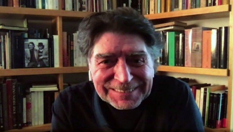 Joaquín Sabina: Los artistas han quedado con el culo al aire