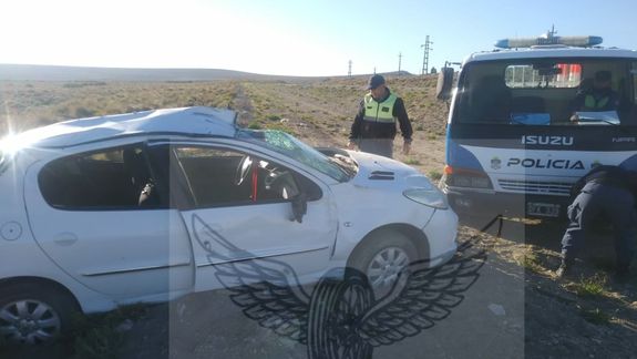 Despiste y vuelco en la Ruta 40