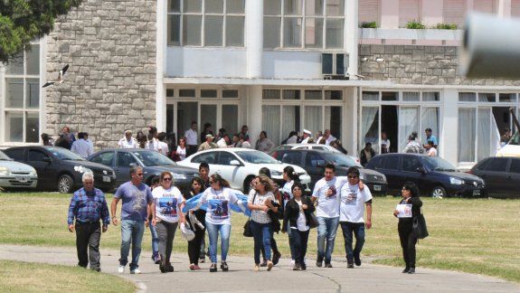 Familiares pidieron a Aguad que no dejen de buscarlos 