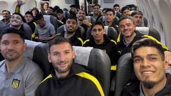 el insolito conflicto entre aerolineas argentinas y los jugadores de penarol el insolito conflicto entre aerolineas argentinas y los jugadores de penarol