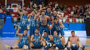 El seleccionado argentino entre los cuatro mejores de los Juegos Mundiales Universitarios: Foto: CAB. El seleccionado argentino entre los cuatro mejores de los Juegos Mundiales Universitarios: Foto: CAB.