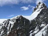 El Rimpfischhorn es una montaña de 4.199 metros que está situada en Suiza y es muy opular entre los esquiadores de distintas partes del mundo. 