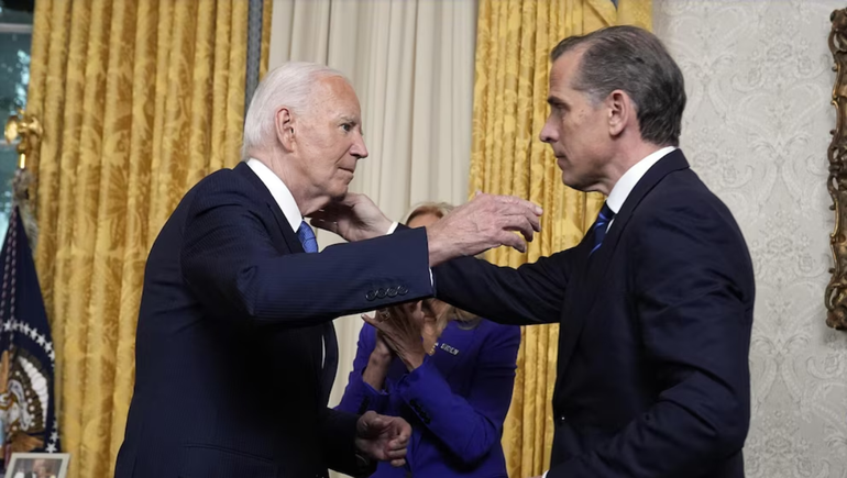 Joe Biden y su hijo