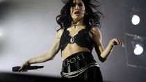 en 22 fotos, asi fue el show de lali que hizo vibrar a miles en neuquen