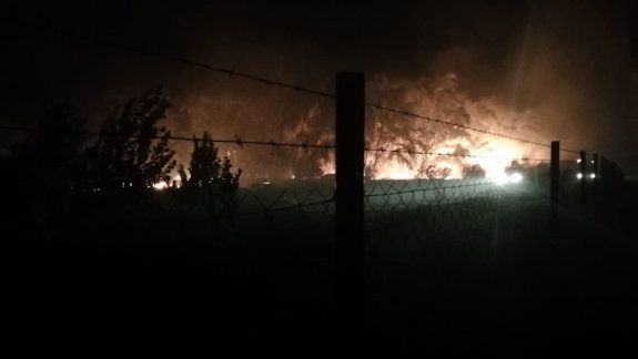Bomberos y Defensa Civil controlaron voraz incendio