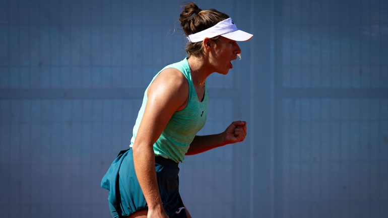 Solana Sierra avanza en Roma y va por un batacazo en tercera ronda. Solana Sierra avanza en Roma y va por un batacazo en tercera ronda.
