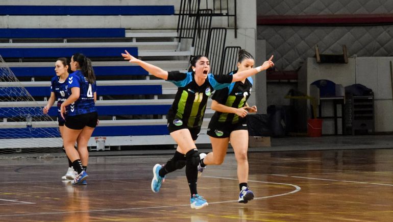 Neuquén ratificó su buen momento en handball.