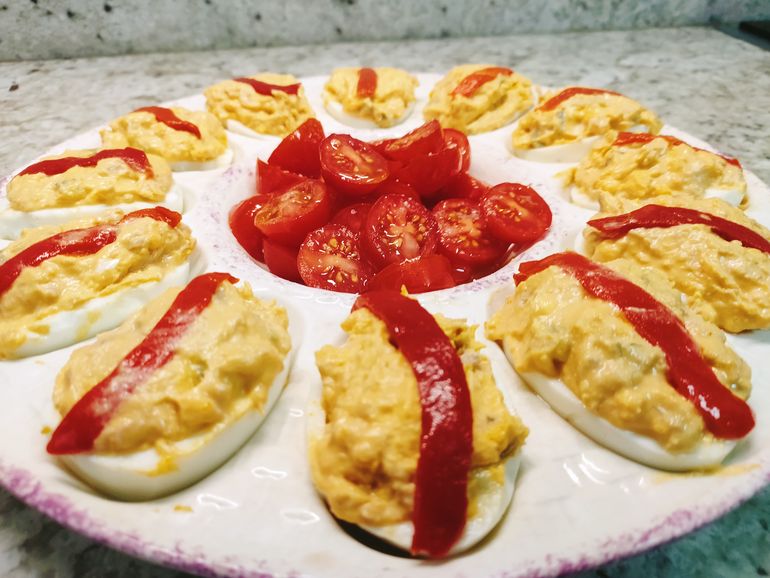 ¿Cómo hacer los mejores huevos rellenos para Las Fiestas?