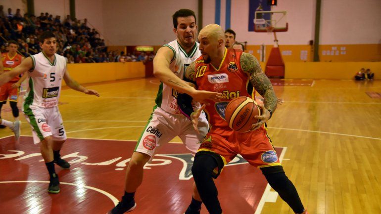 El básquet neuquino vuela alto en el Torneo Federal