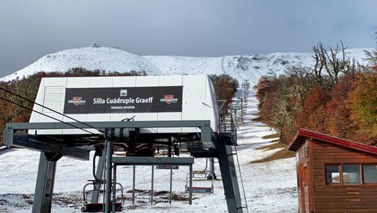 Así está el Cerro Chapelco tras la primera nevada del año