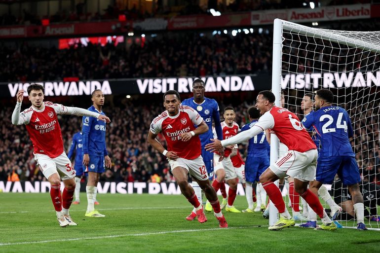 Arsenal le ganó un partidazo a Chelsea y sigue arriba en la Premier League