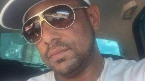 Degolló a la ex y fusiló a otras tres personas