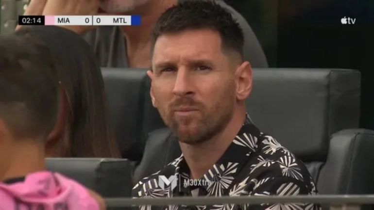 Lionel Messi viendo al Inter Miami desde el palco Lionel Messi viendo al Inter Miami desde el palco