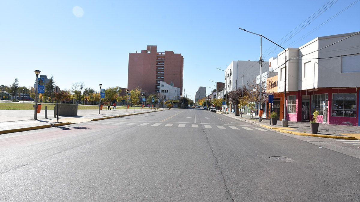 Las postales de un feriado desierto en las calles de la ciudad