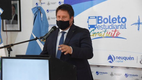 Gaido anunció la puesta en marcha del boleto estudiantil gratuito para el 2021