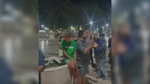 el viento tiro arboles y corto la luz en plottier: vecinos protestan frente a la municipalidad el viento tiro arboles y corto la luz en plottier: vecinos protestan frente a la municipalidad