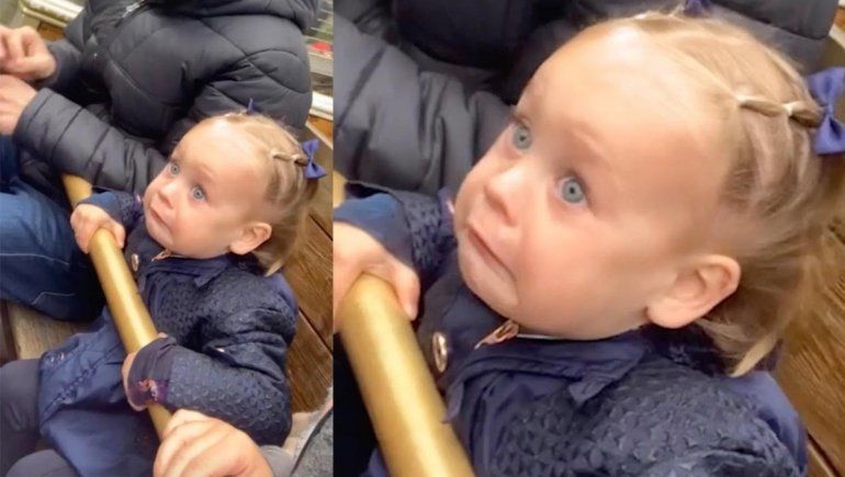 Viral: niña sube a montaña rusa por primera vez y su reacción divierte en redes.