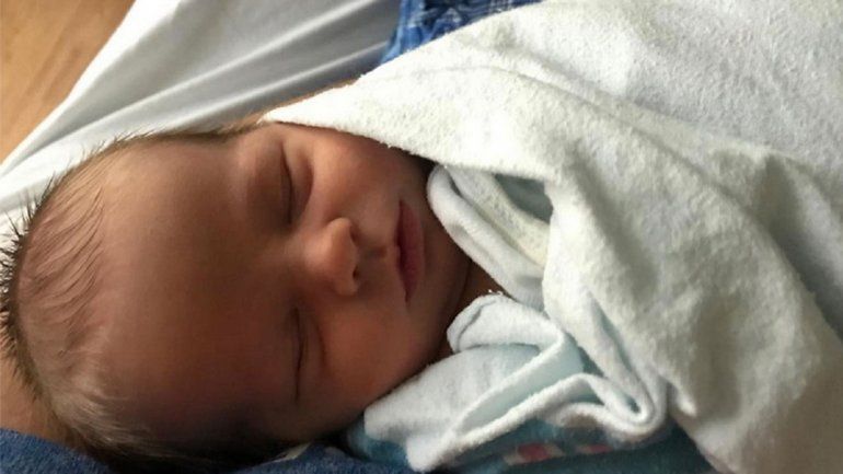 La divertida foto de Mirko, el hijo de Marley, con lentes de sol