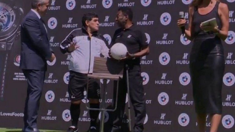 Exabrupto de Maradona con Pelé: dijo que Messi no tiene personalidad