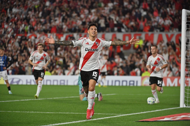 Driussi abrió el marcador para River.