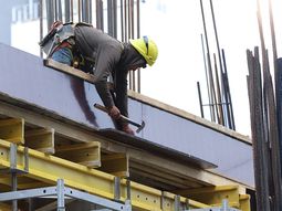 Suelso Uocra: cuánto cobra por hora un albañil en noviembre 2025 Suelso Uocra: cuánto cobra por hora un albañil en noviembre 2025