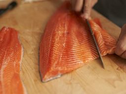 La trucha sustituye las importaciones de salmón del Pacífico. La trucha sustituye las importaciones de salmón del Pacífico.