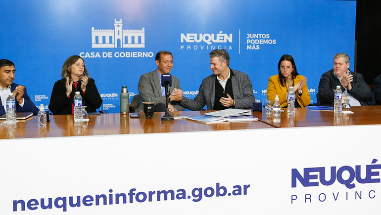 Se generarán más de 2 mil lotes con servicios en 12 localidades