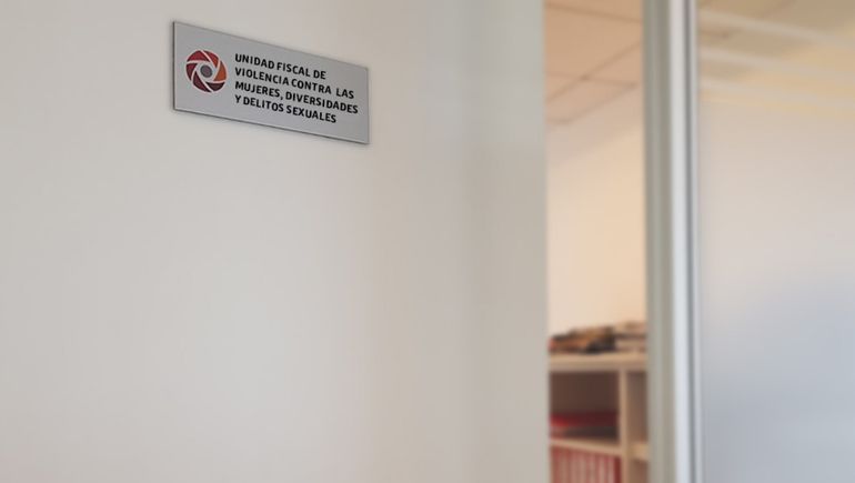 Padrastro abusador fue acusado y le impusieron una perimetral