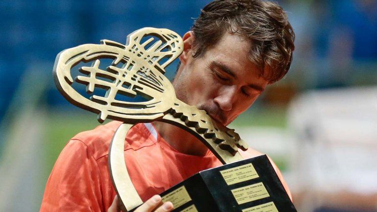 Pella se sacó la mochila y ganó su primer a ATP