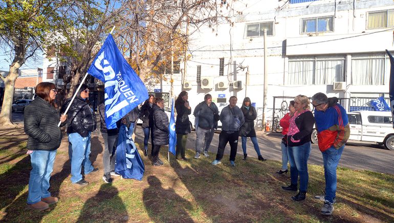 UPCN lleva adelante una medida de fuerza en Desarrollo Social