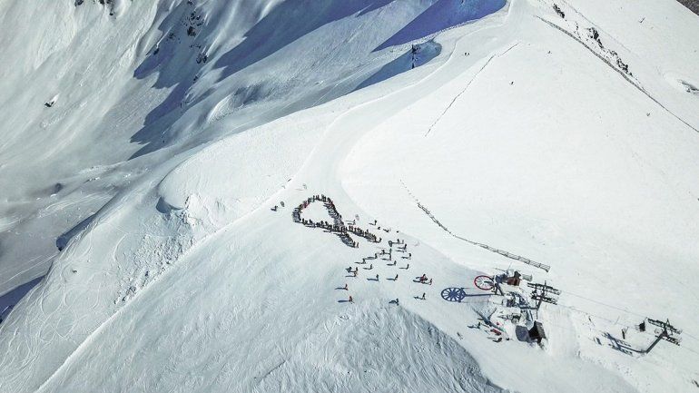 Chapelco Ski Resort y #JuntosAlTeta, creatividad y concientización en una misma campaña