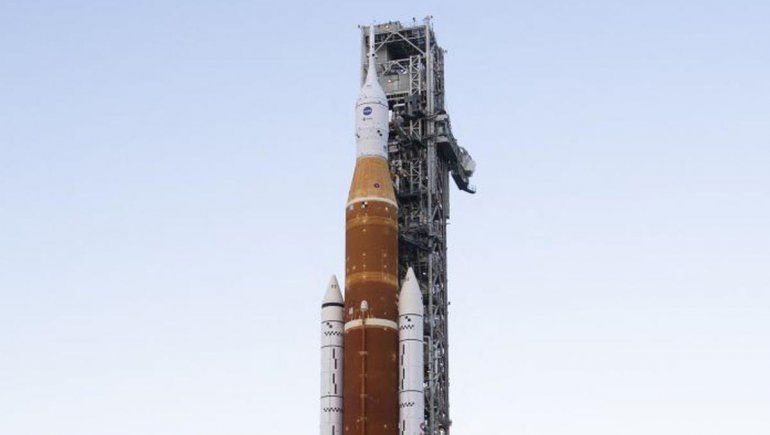 Inician las pruebas del megacohete que irá a la Luna en 2026