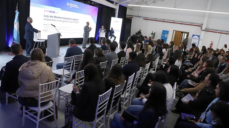 HR Summit Norpatagonia: en un escenario de transformación, se debate el futuro laboral en Vaca Muerta | LM Neuquen HR Summit Norpatagonia: en un escenario de transformación, se debate el futuro laboral en Vaca Muerta