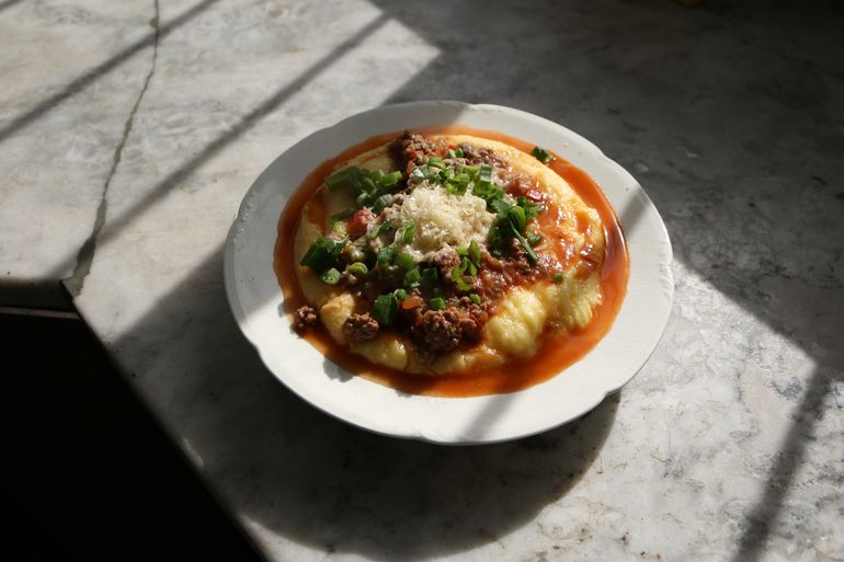 Polenta con bolognesa, una receta deliciosa. Polenta con bolognesa, una receta deliciosa.