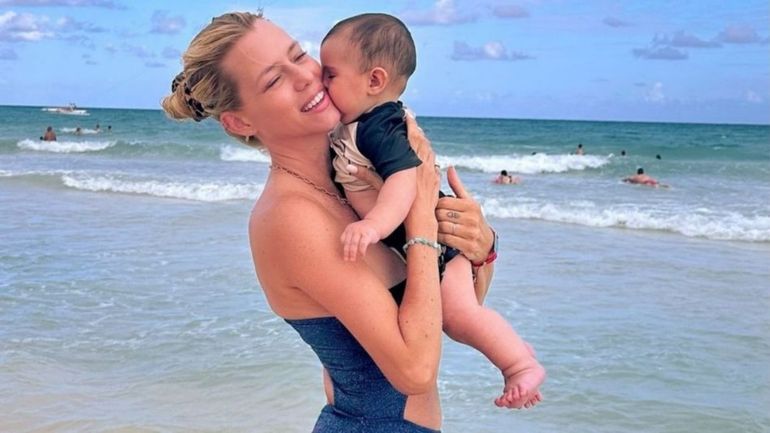 Nicole Neumann y Cruz Nicole Neumann y Cruz