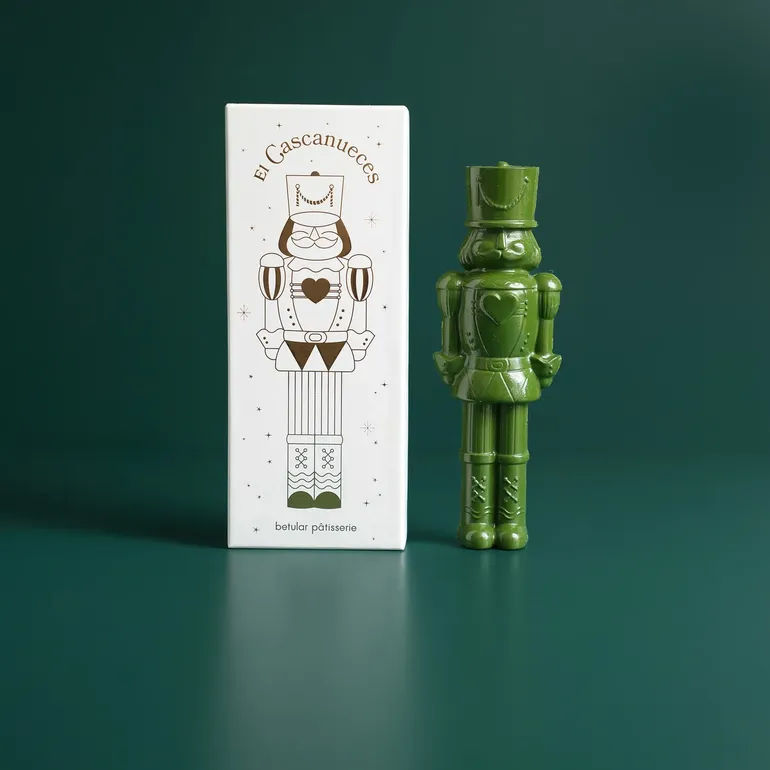 El soldado de chocolate, con el pistacho como ingrediente principal. El soldado de chocolate, con el pistacho como ingrediente principal.