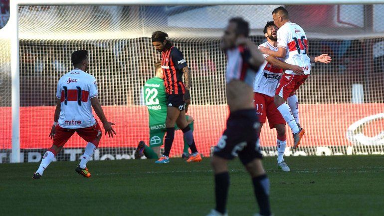 Deportivo Morón sorprendió, venció 1 a 0 a San Lorenzo y lo eliminó