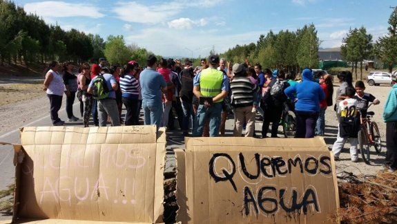 Vecinos del barrio 101 Viviendas de Junín de los Andes.