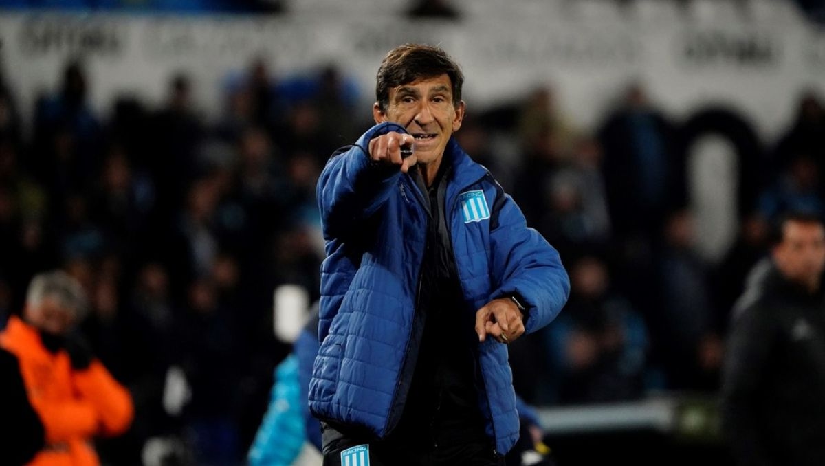 Gustavo Costas, criticado por los hinchas de Racing