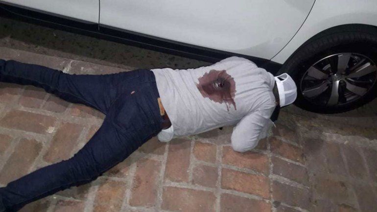 Policía de civil mató a dos ladrones e hirió a otros dos